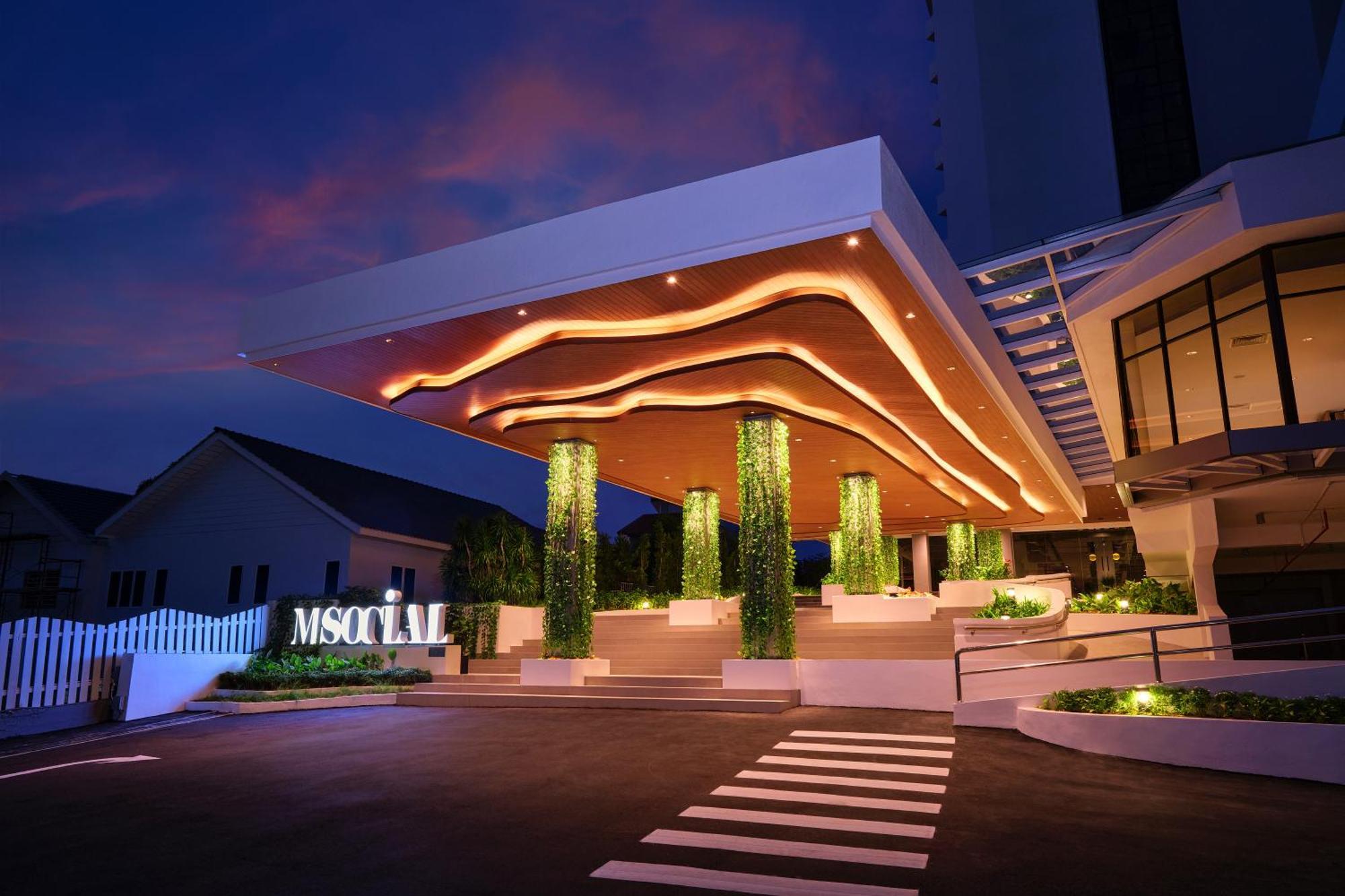 M Social Resort Penang Tanjung Bungah  Extérieur photo